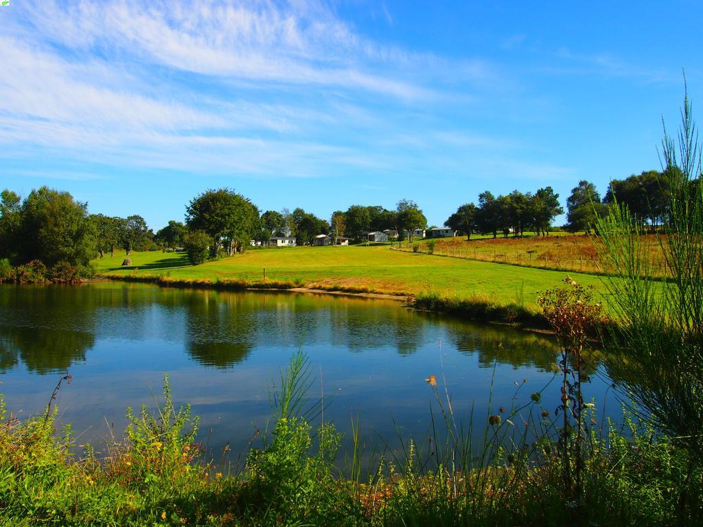 La Lande Du Moulin Hotel Sulniac Eksteriør billede